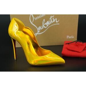 Christian Louboutin Hot Chick Yellow Patent Psychic Pointy Pump SZ 37.5 NIB $895